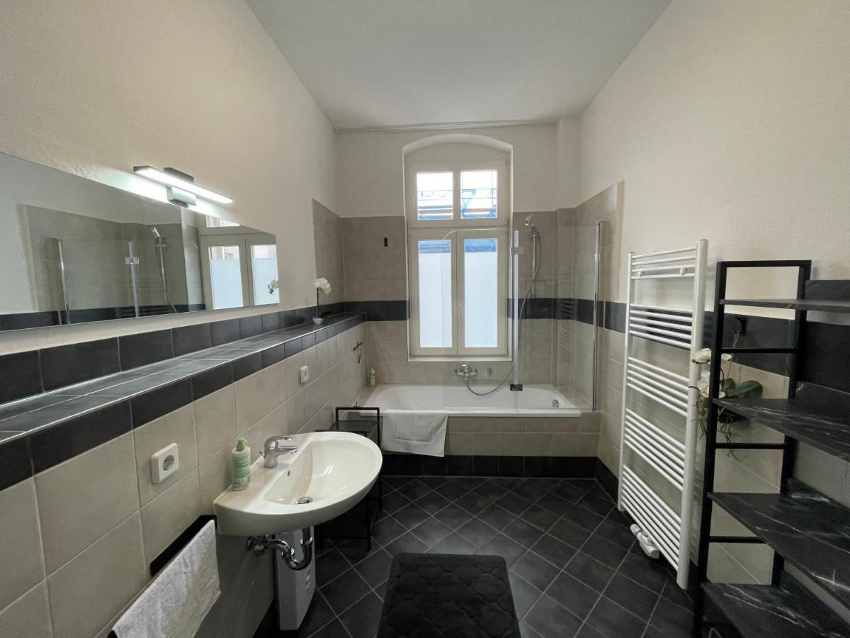 Lucky Stays Ls07 - Vollausstattung - Zentrum - Aufzug - Grosse Kueche - 2 Zimmer - Smart-Tv Магдебург Екстер'єр фото